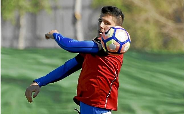 Jovetic acelera los plazos de recuperación y completa el entrenamiento