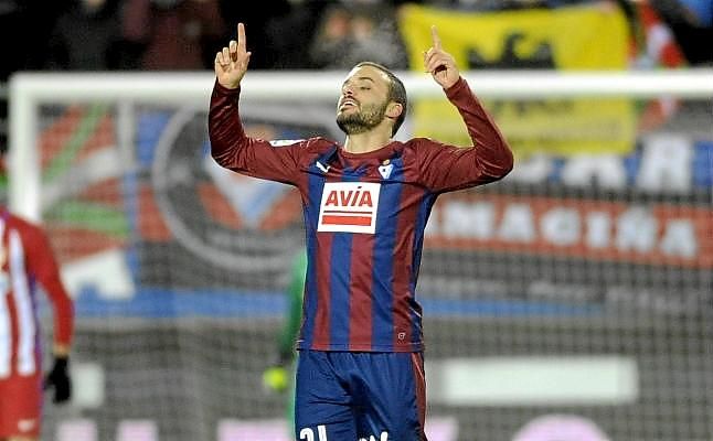 Pedro León supera con el Eibar su mejor registro goleador en Primera
