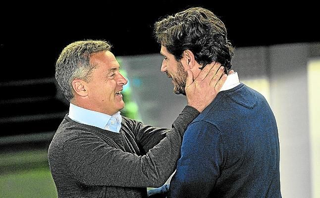 Víctor no se está saliendo de su guion