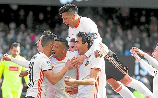 Pesos pesados entre algodones