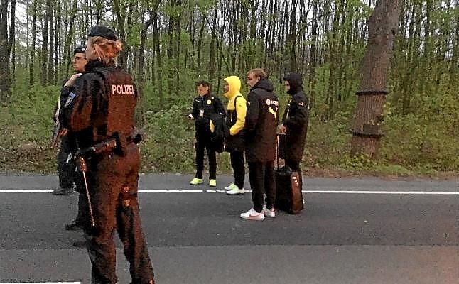 Policía refuerza seguridad en el estadio del Dortmund y prohíbe entrar con mochilas