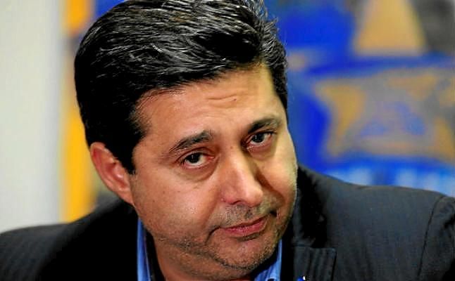 El presidente del Boca reconoció gestiones con el Sevilla por Jorge Sampaoli