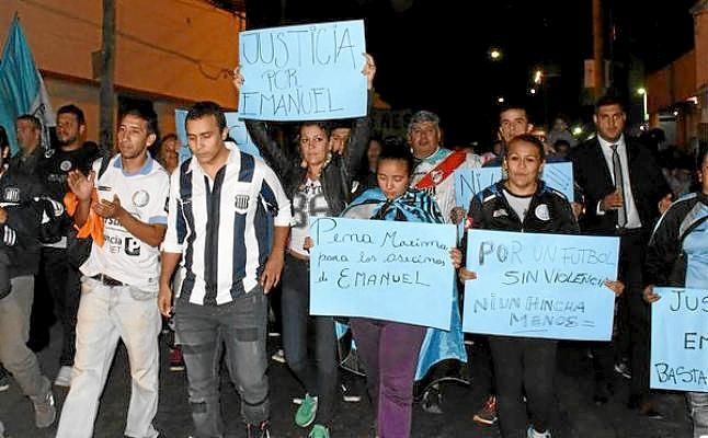 Raúl Balbo pide "justicia" para su hijo Emanuel
