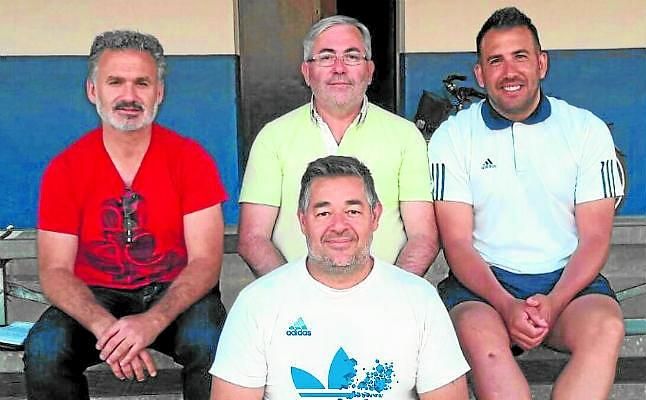 Los Palacios ata a Raúl Carmona