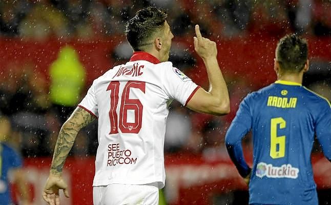 Jovetic: "Quiero jugar la Champions con el Sevilla"
