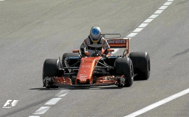 Alonso abandona antes de comenzar el Gran Premio de Rusia