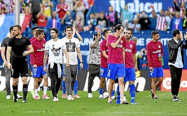 Godín, baja ante el Betis