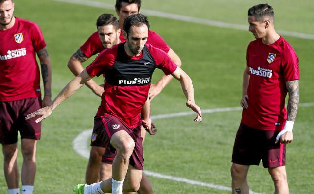 Juanfran y Giménez ya se entrenan, pero siguen siendo duda para el derbi
