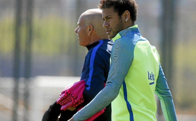 Tensa discusión entre Unzué y Neymar