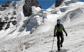 El 'Leopardo de las Nieves', reto de la sevillana Lina Quesada