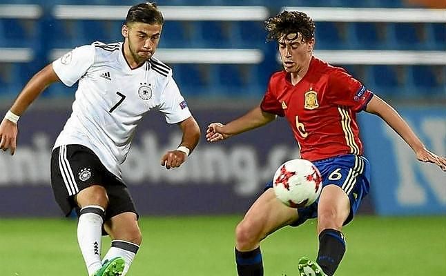 España busca recuperar un trono que se le resiste desde hace nueve años