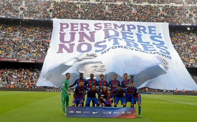 El Camp Nou homenajea a Luis Enrique