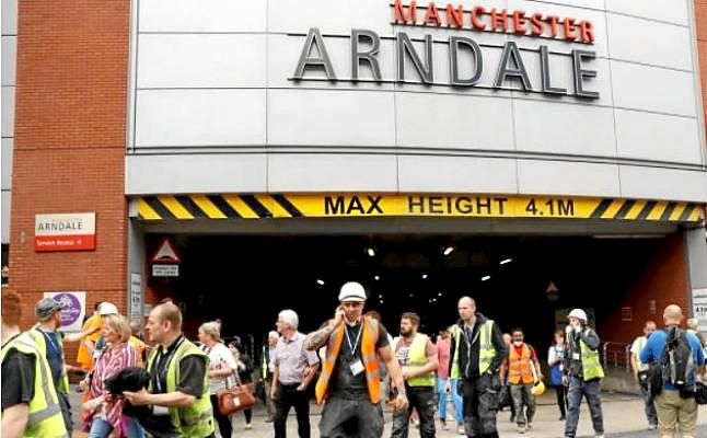 Evacuado en Manchester el centro comercial Arndale