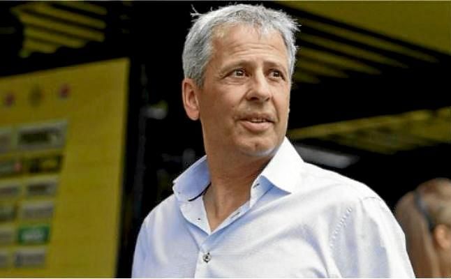 Gusta Favre, pero acecha el Dortmund