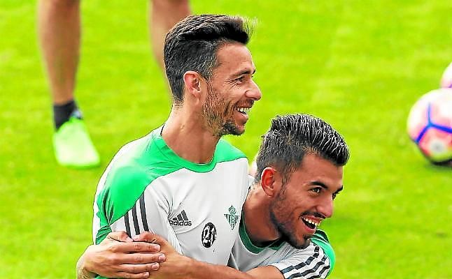 El fútbol exótico vuelve a tentar a Rubén Castro