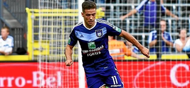 Tosca 'ofrece' a Chipciu