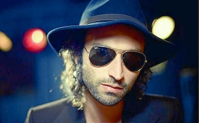 Rockeros contra raperos en el Calderón