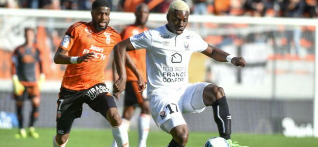 El Niza se adelanta al Sevilla por una joven promesa