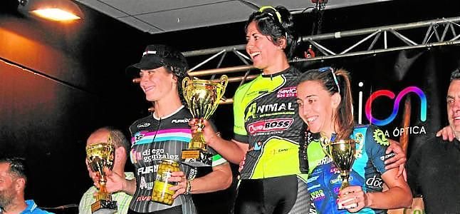 Arahal se 'echa a la calle' en bicicleta