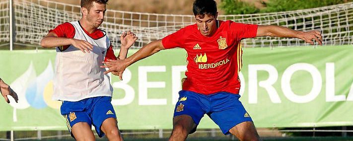 Celades llama a Diego González