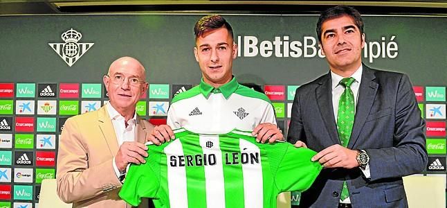 Sergio León se siente capaz de hacer 20 goles