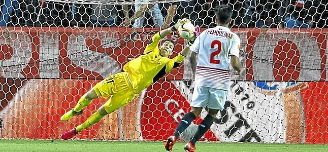 El Deportivo, interesado en David Soria