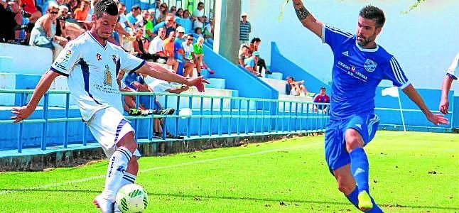 David Feito pone el cartel de favorito al Écija