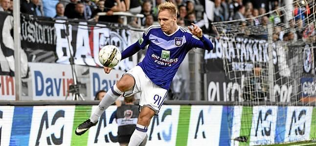 Kubacki: "Es verdad que el Sevilla quiere a Teodorczyk"