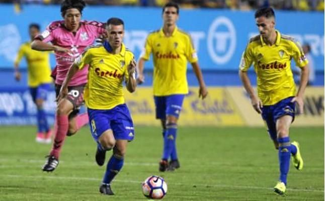 Cádiz 1 Tenerife 0: Golazo de Aketxe para soñar
