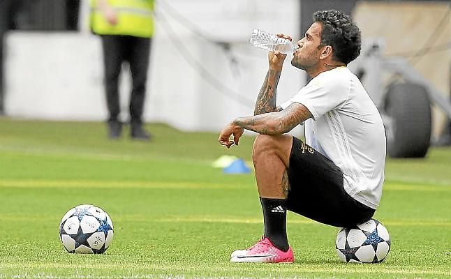 La Juventus confirma que Dani Alves saldrá este verano