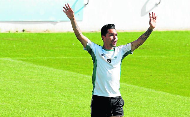 Petros, aún "en negociaciones"