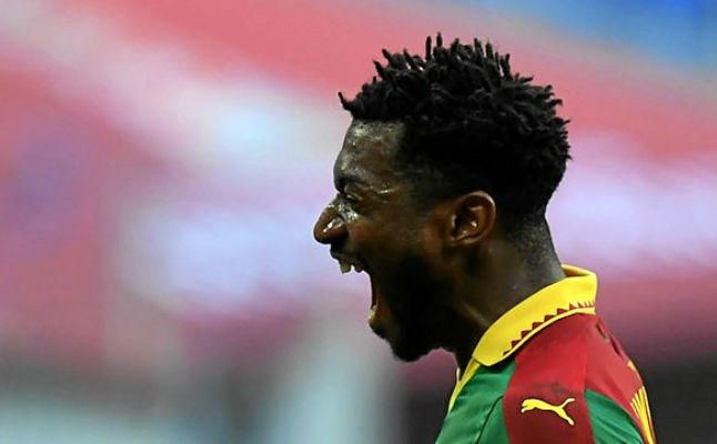 Anguissa aprovecha el escaparate de la ConfeCup