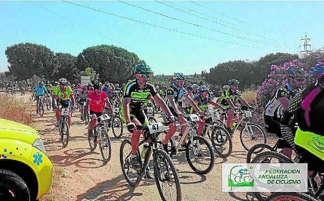 Bollullos se monta en bici
