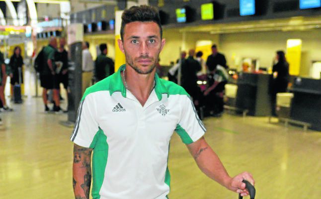 China tienta a Rubén Castro