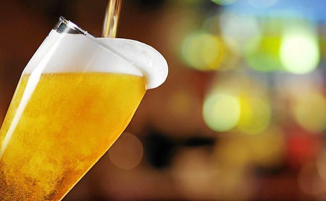 España puede llenar de cerveza 1.500 piscinas olímpicas
