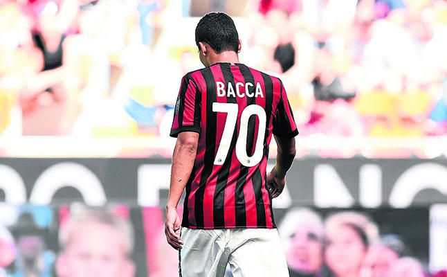 El Milan piensa en ceder a Carlos Bacca