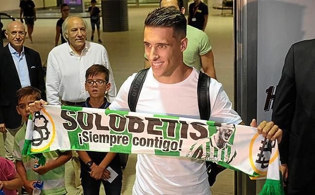 Cristian Tello ya está en Sevilla