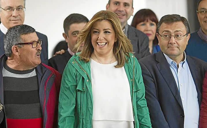 Susana Díaz: "Con Ceballos o sin él, espero que la bolita empiece a entrar"