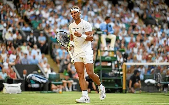 Murray y Nadal caminan seguros en Wimbledon