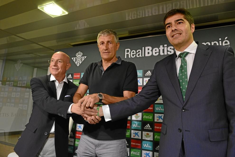 Serra Ferrer dota a Quique Setién de una nueva columna vertebral