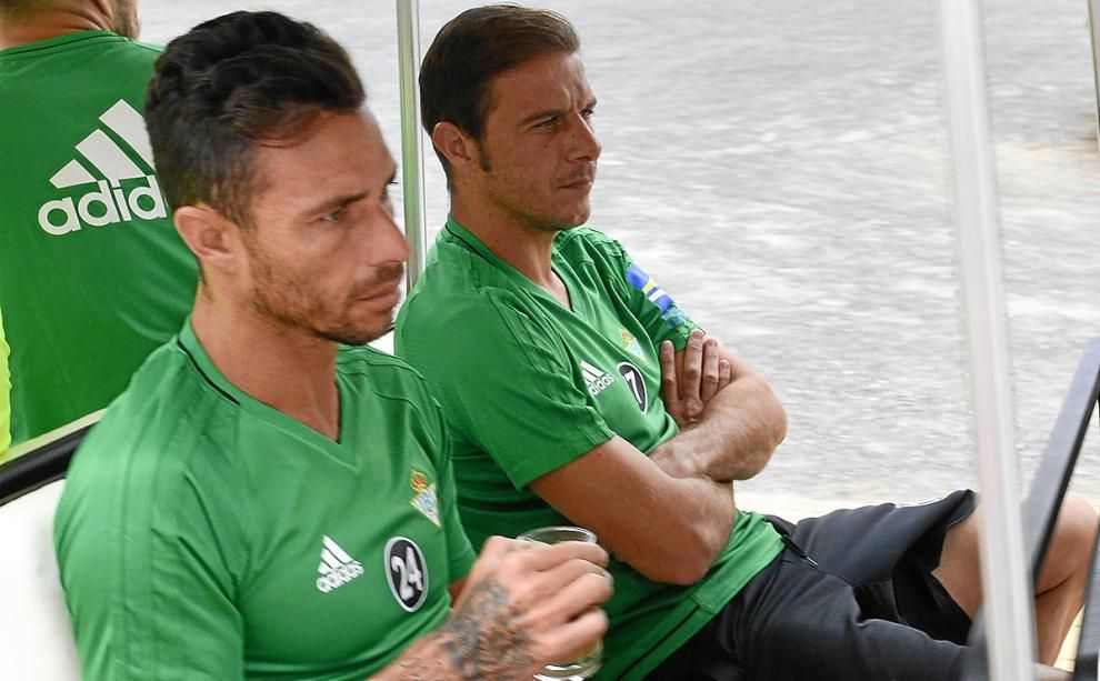 Caparrós piensa en Rubén Castro para su aventura en Qatar