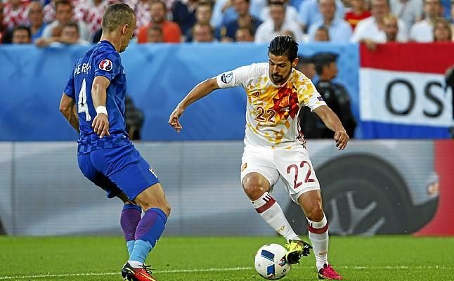 Sevilla y City cruzan documentos por Nolito