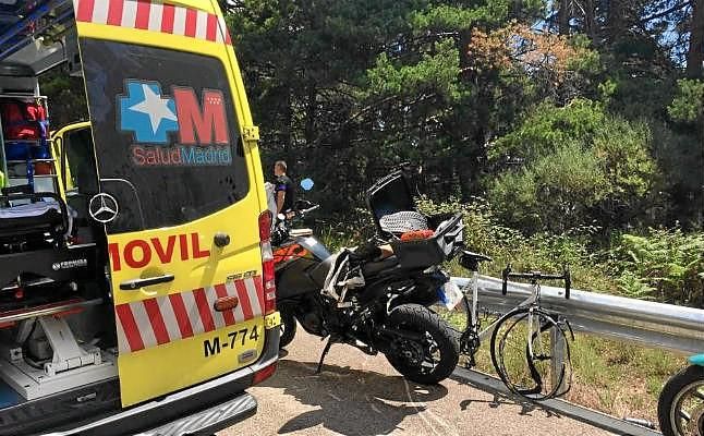 Un ciclista muere al chocar con una moto