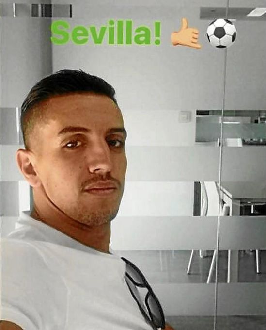 Feddal ya ejerce como bético en las redes sociales