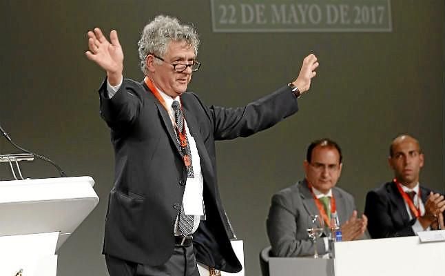 Villar dimite como vicepresidente de la UEFA y miembro del Comité Ejecutivo