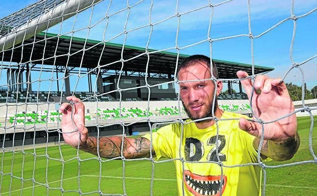 Agosto, el mes de las "salidas planificadas" en el Betis