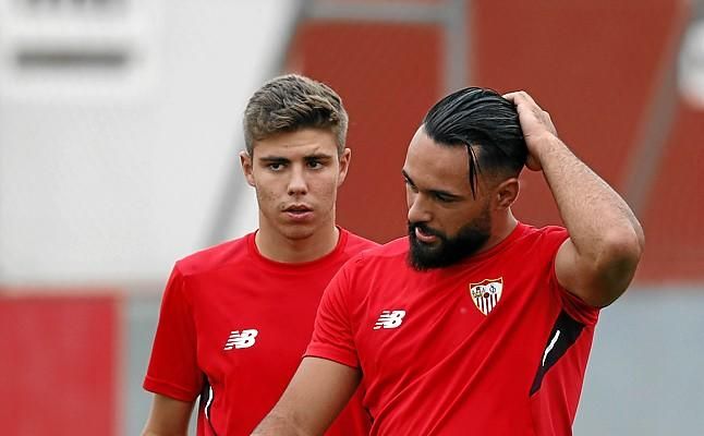 Sevilla y Levante negocian por Ivi