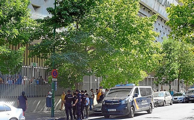 La Policía se persona en las desbordadas taquillas del Villamarín