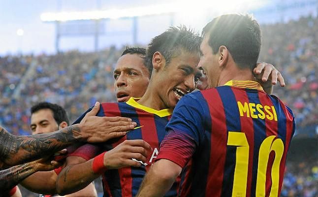 Ronaldinho: "Espero que Neymar ocupe el lugar de Cristiano y Messi"