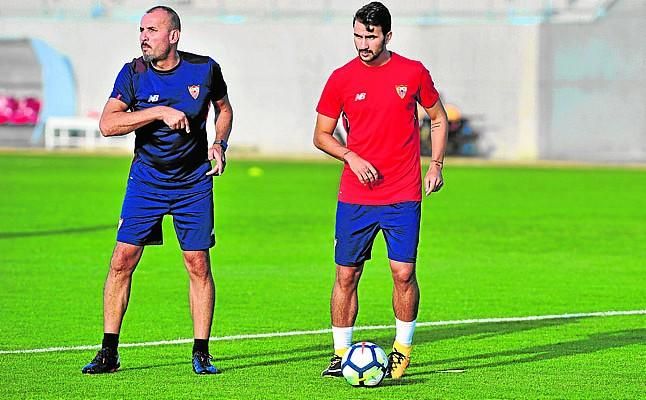 La cesión de Juan Muñoz al Almería se anunciará mañana